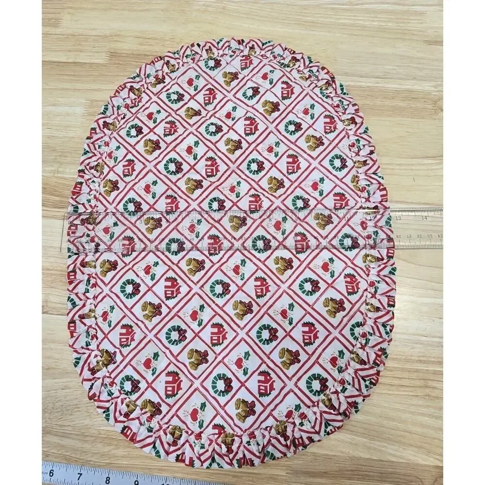2 Vintage Town & Country Christmas Placemats Quilted Oval Holiday Table Linens